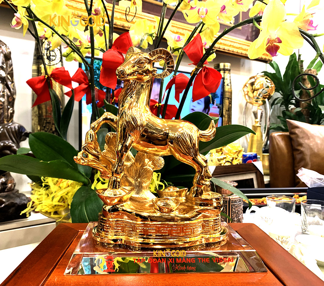 100 Linh vật đồng 12 con giáp mạ vàng – Qùa tặng Xi măng Vissai