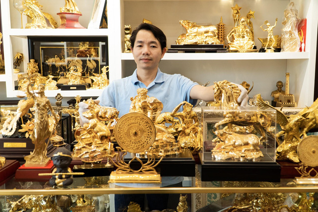 Địa chỉ cung cấp quà tặng mạ vàng cao cấp tại Hà Nội